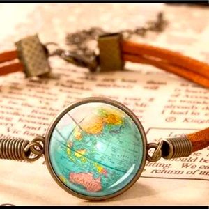 World Theme Glass cabochon Bracelet